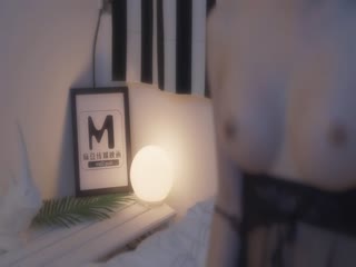 MD-0075_性念宅男意淫強上幻想女神官網1羅瑾萱