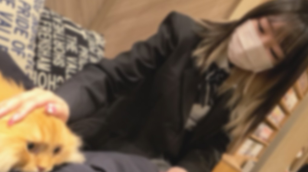 「532」像小猫一样可爱的J〇K coser和猫咖啡约会中诞生!制服身姿和纯真的反应太萌了对粉红漫子cd2<script src=