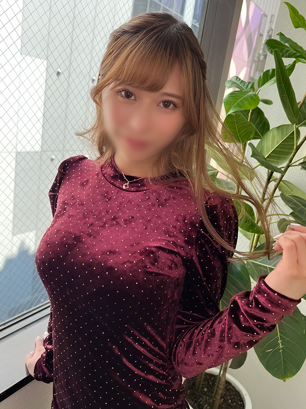 【港區案件】ガールズバー·キャスト ア●ナちゃん23歲 巨漢おやじの極太ちんぽに絕叫中イキ 潮吹き 中出し×2